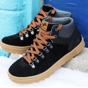 Forsake Women’s Lucie Mid Boot Black Suede‎ Size 6.5 Excellent/ NWOT Condition